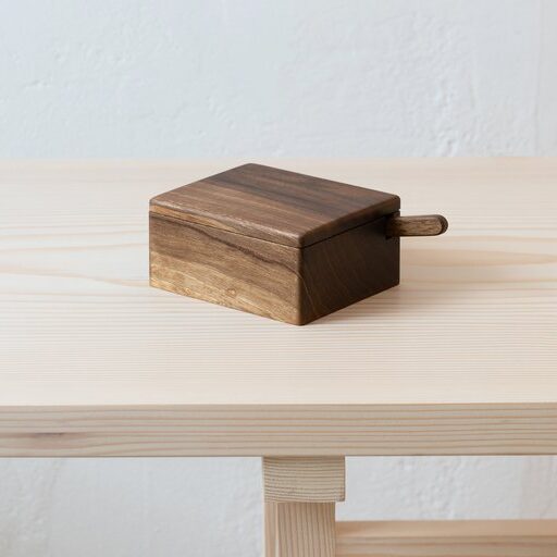 Butterdose Aito,  Walnut